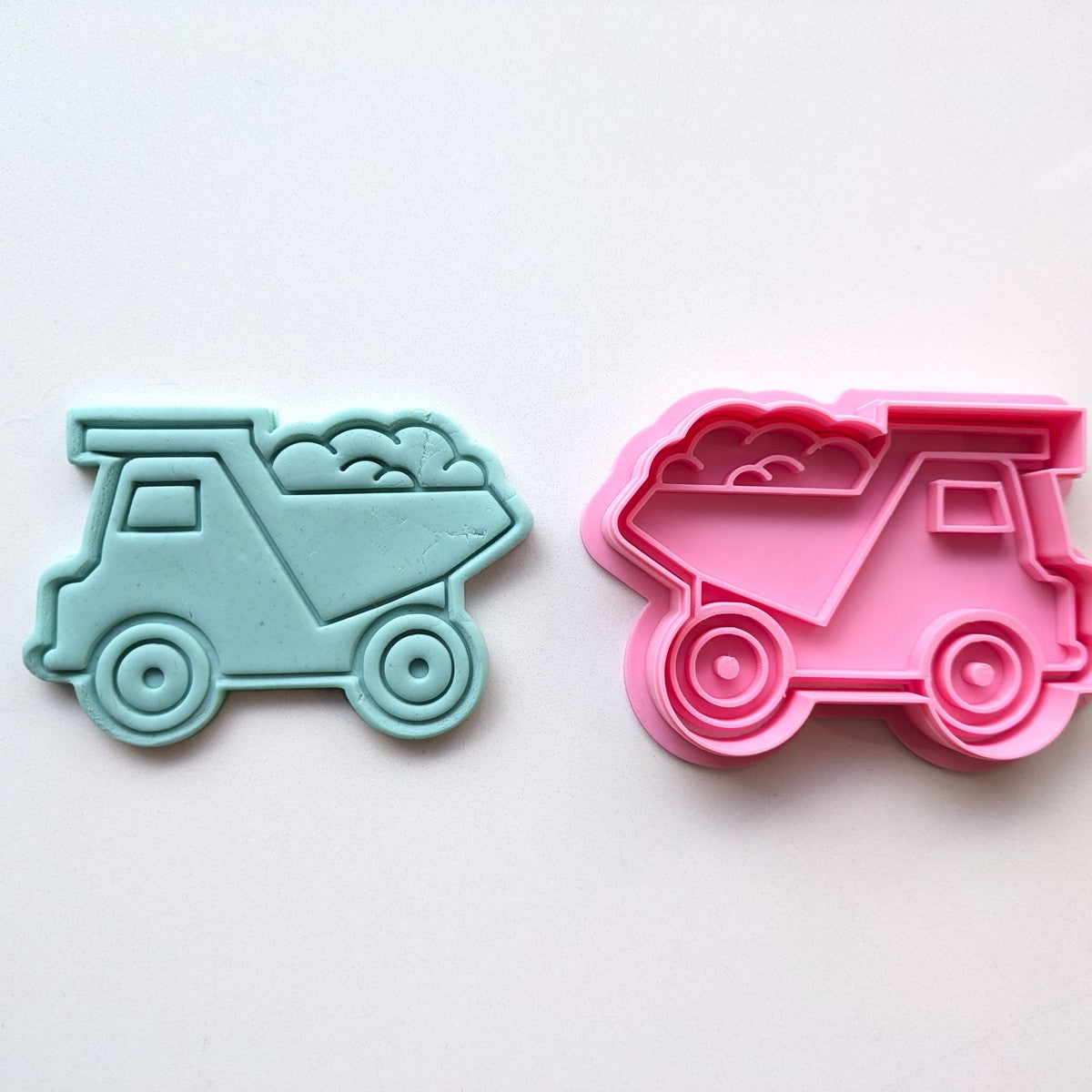 Dump Truck - Cutter & Embosser Set