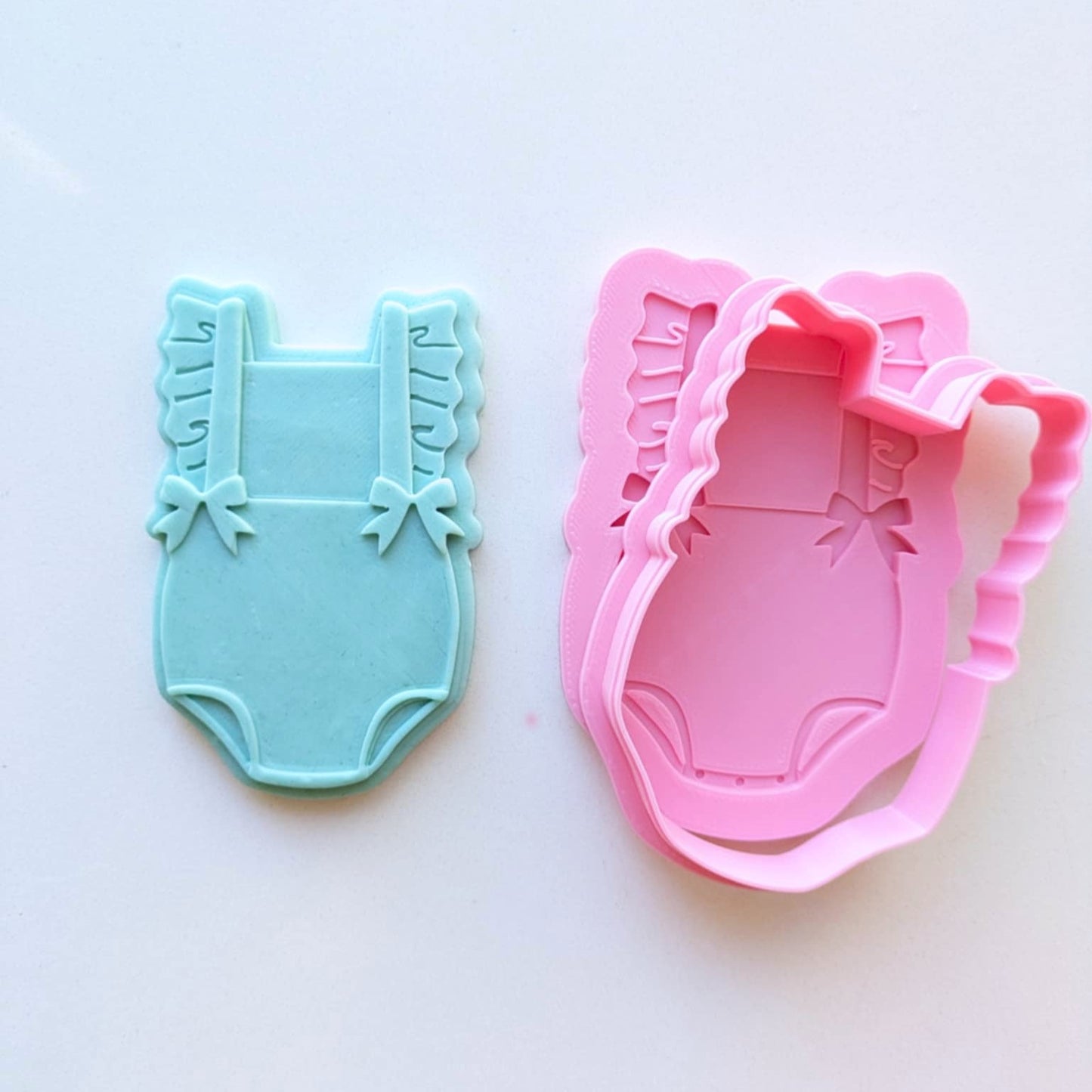 Romper Bows - Cutter & Raised Stamp Set