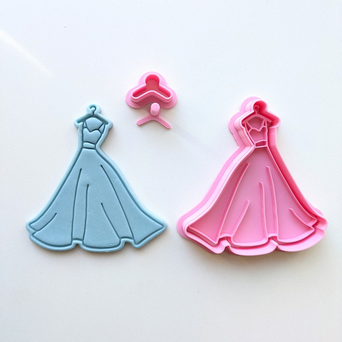 Wedding Dress on Hanger - Multi Cutter & Stamp Set