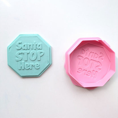 Santa Stop Here Raised Stamp & Cutter Set