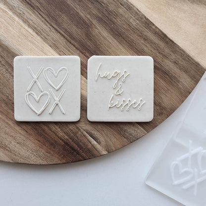 "XOXO" sketch - Raised Embosser