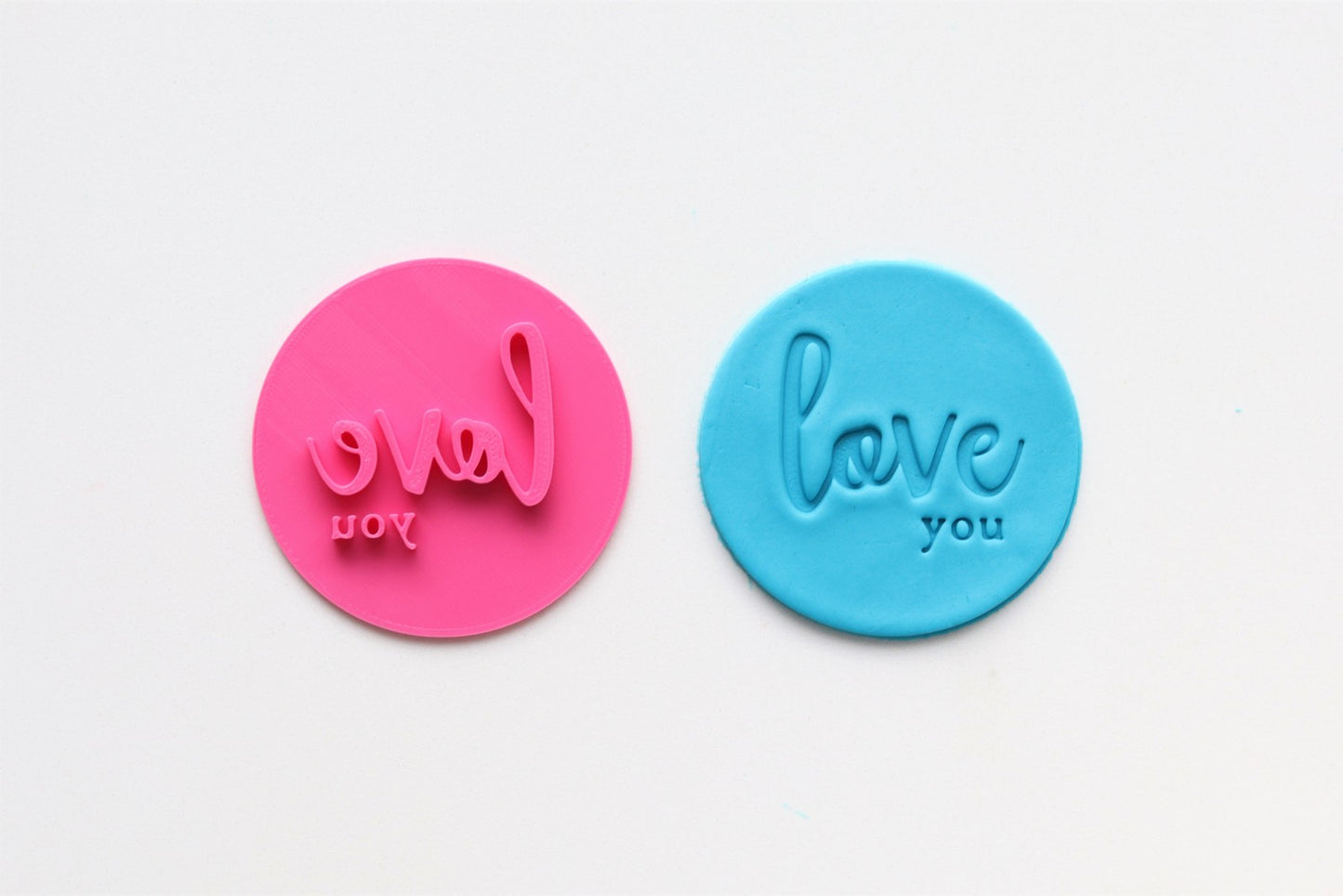 "Love You" - 7cm embosser