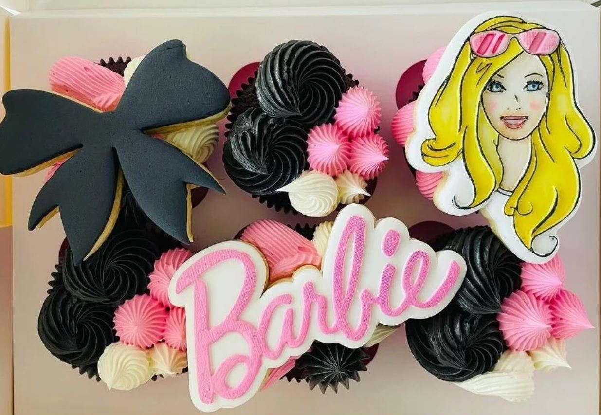 Barbie Logo - Raised Embosser Set